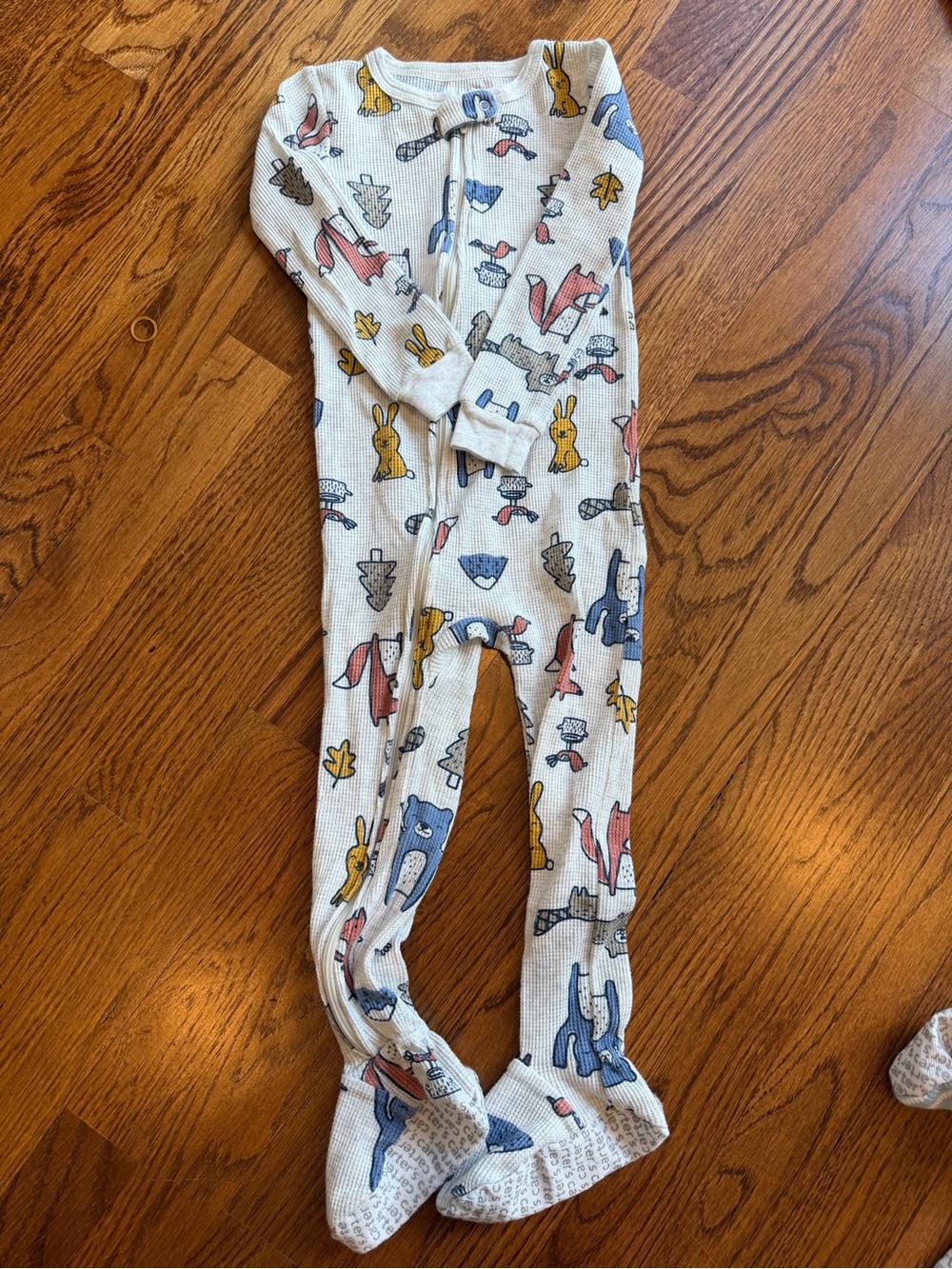 Carters One Piece Footie Pajamas with Zipper Size 3T (5 pairs included)